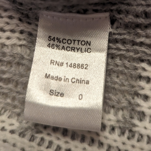 Torrid Lovesick Gray White Southwestern Open Front Cardigan Sweater. Women's 0* - Picture 4 of 6